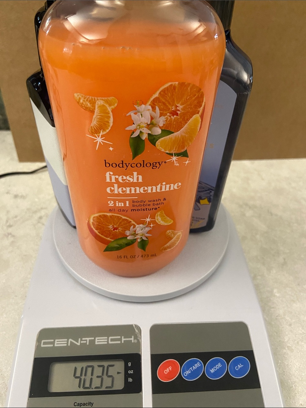 Bath & Body Works Hand Soap (2) and Bodycology Fresh Clementine 2-in-1 wash. - Picture 12 of 13